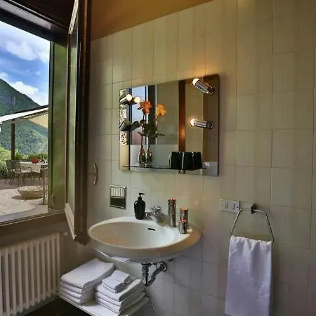 Sleeps 8 Pool * Menaggio