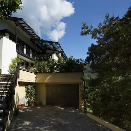 Sleeps 8 Pool * Menaggio