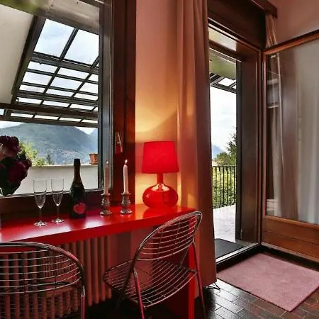 Sleeps 8 Pool Villa Menaggio