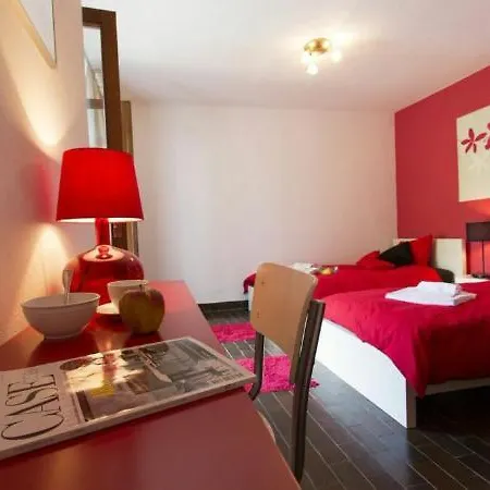 Sleeps 8 Pool Menaggio