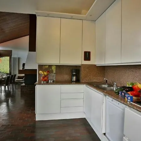 Sleeps 8 Pool Menaggio