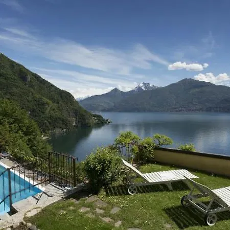 Villa Sleeps 8 Pool *